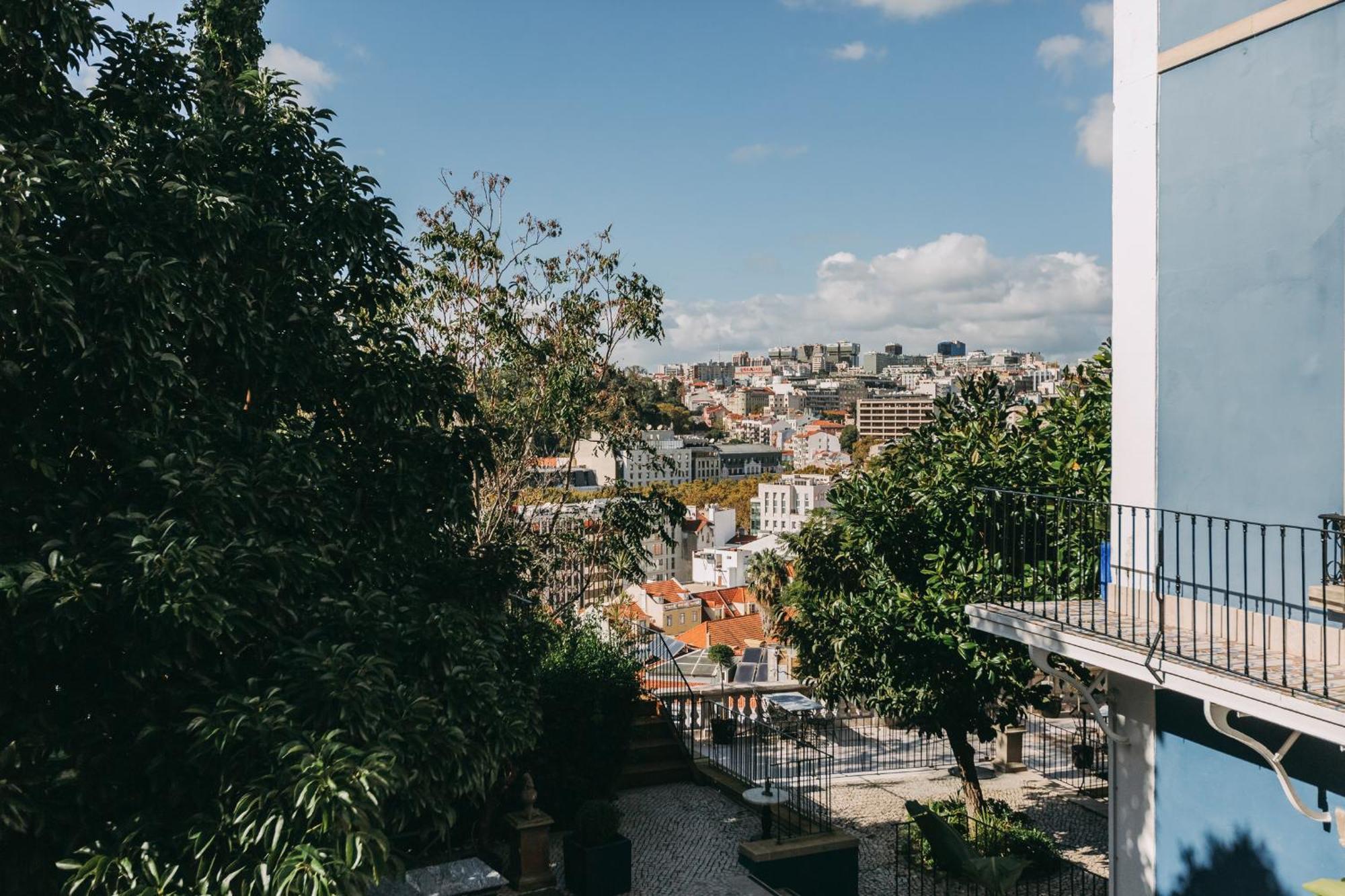Torel Palace Lisboa Стая снимка View of the city of Coimbra